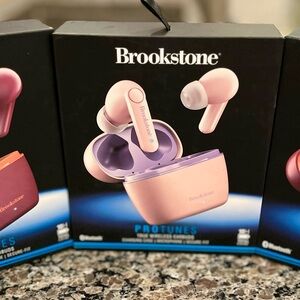 Brookstone ProTunes Wireless Earbuds - Pink